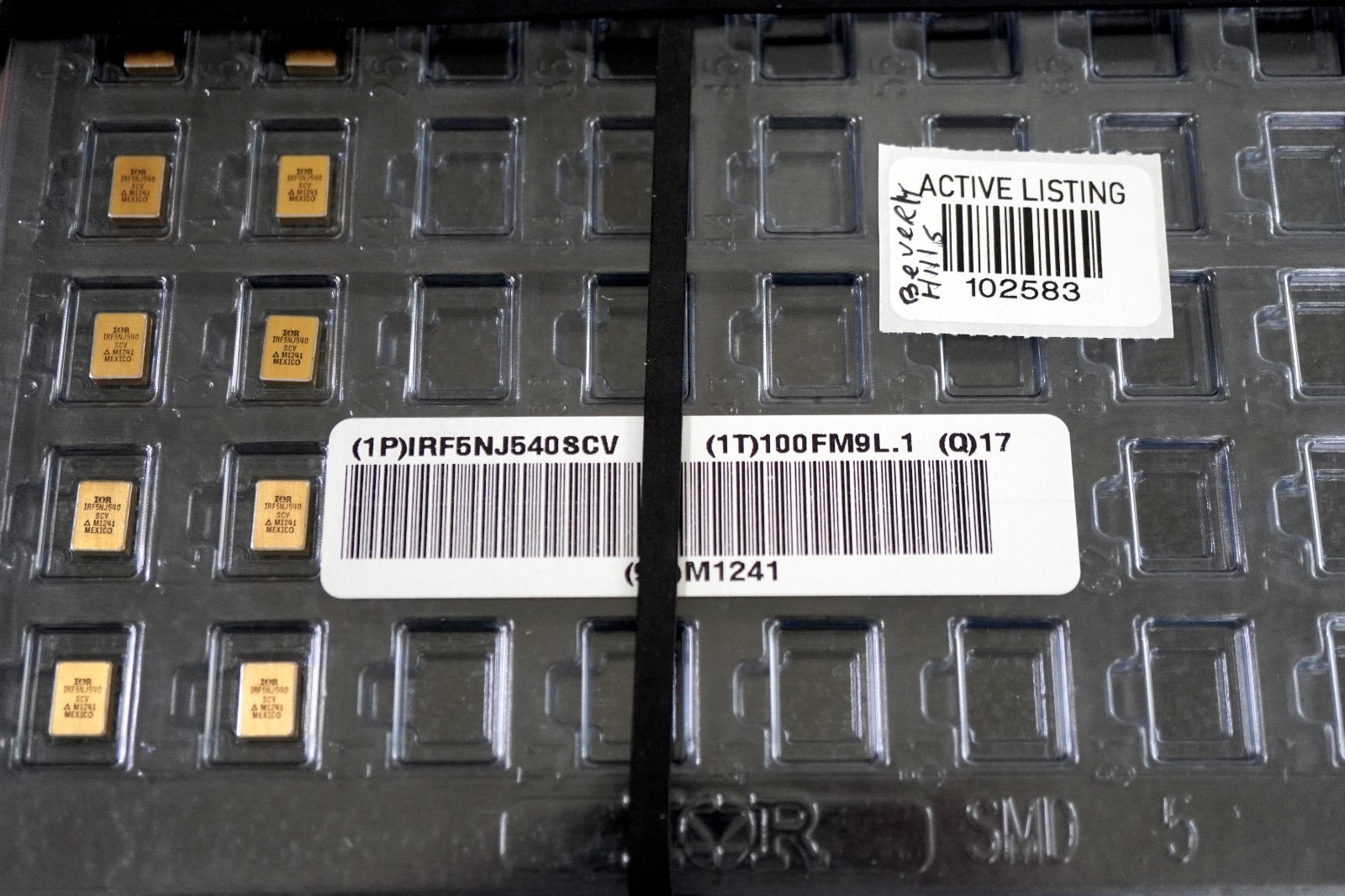 1- IRF5NJ540SCV  Military Grade MOSFET & PPAP  SMD    **USA SELLER**
