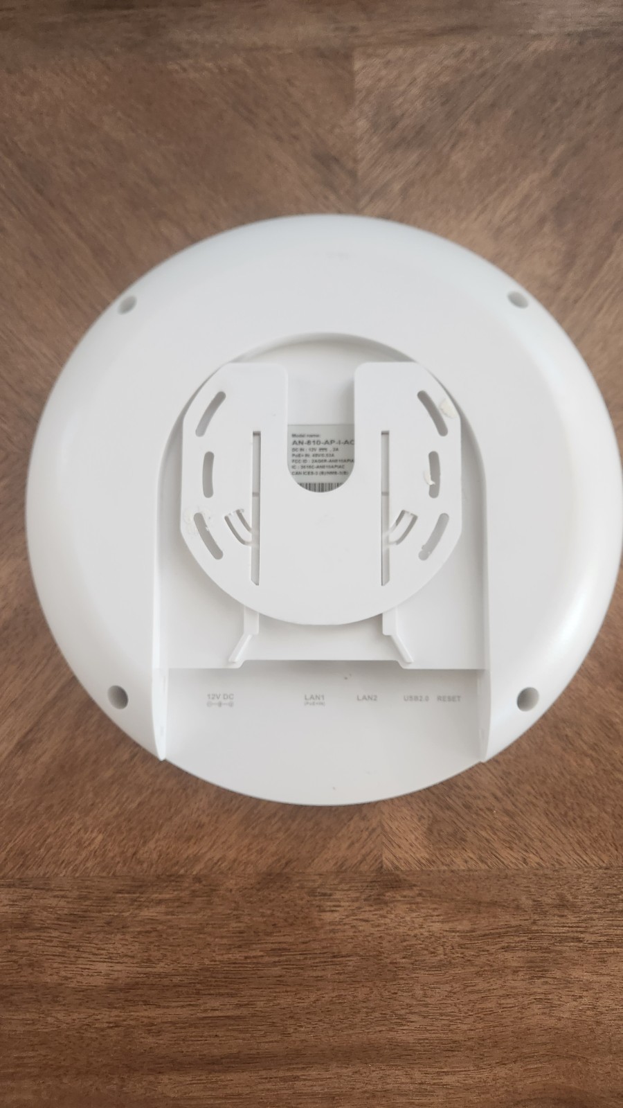 Araknis 810 Series Wireless Indoor Access Point - White (AN-810-AP-I-AC)