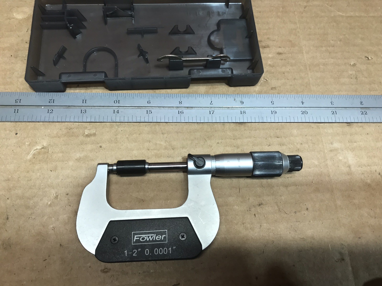 FOWLER 1-2" OUTSIDE MICROMETER
