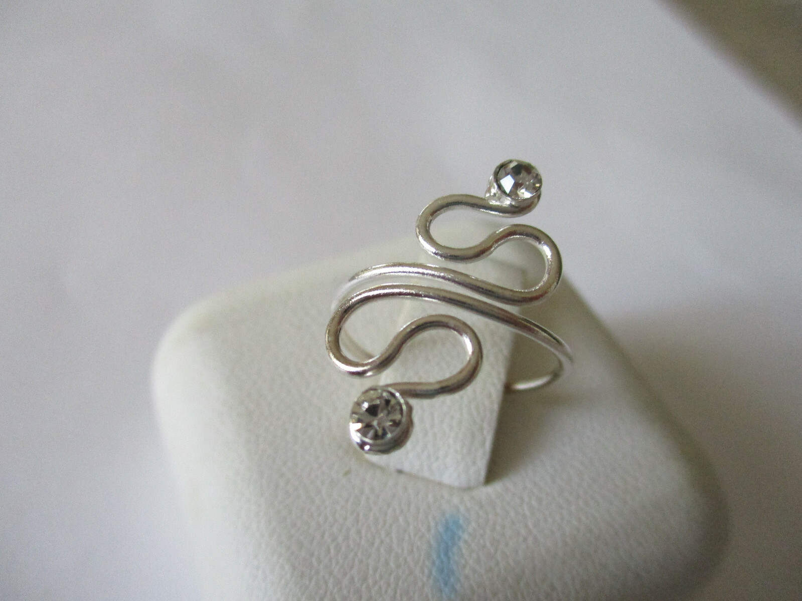 Sterling silver toe ring adjustable smooth double swirl with 2 round shiny CZ