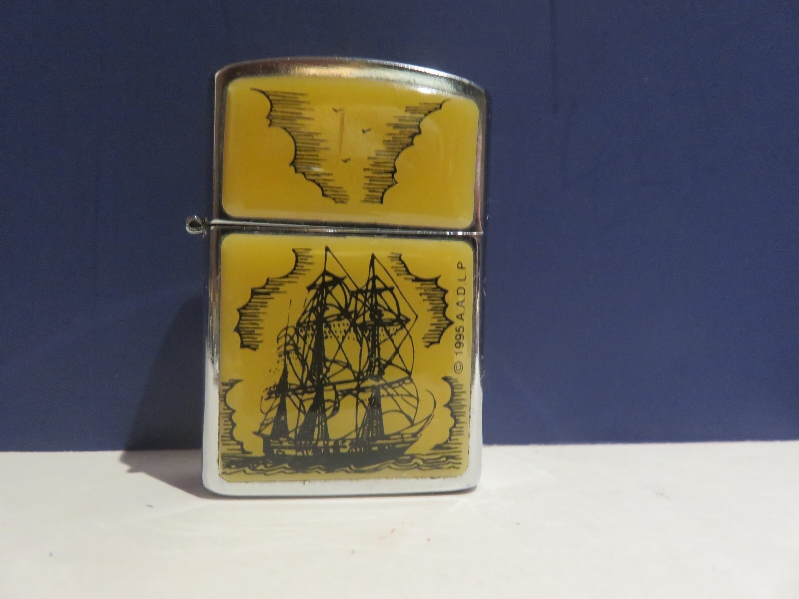 Lighter 1995 A.A.D.L.P. D Ship yellow and silver