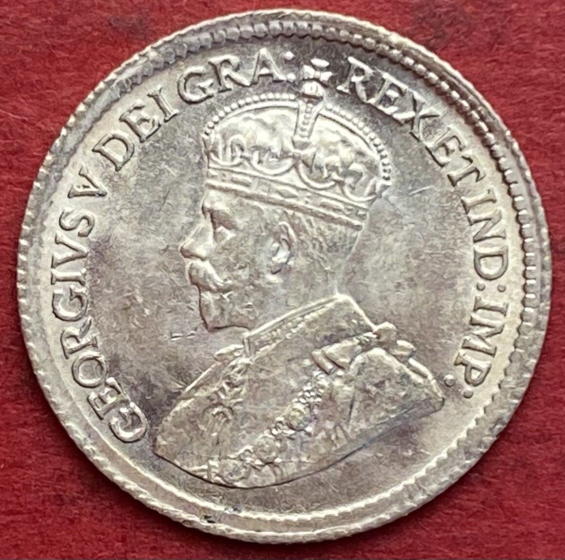 1920 Canada 5 Cents - AU58 - Corrosion Trend 40$ Lot#7437