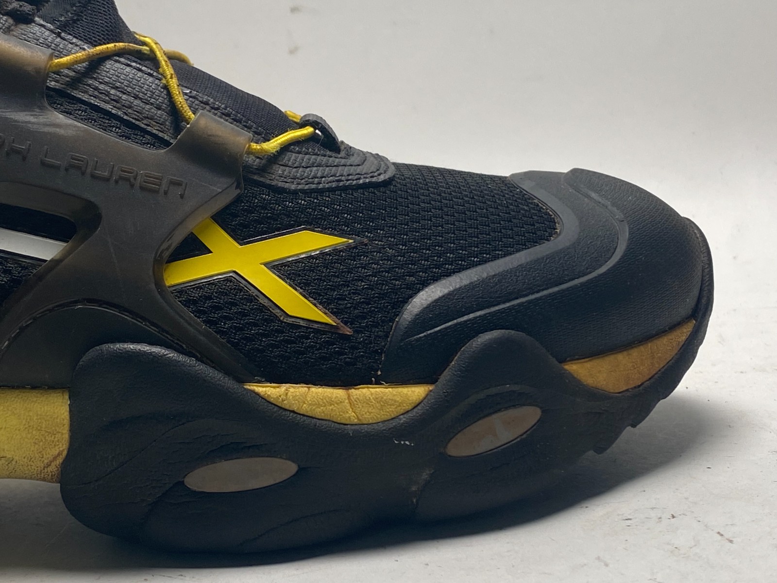 Y2K Ralph Lauren RLX Xtreme Men's Size US 9D Athletic Sport Shoes Black Yellow