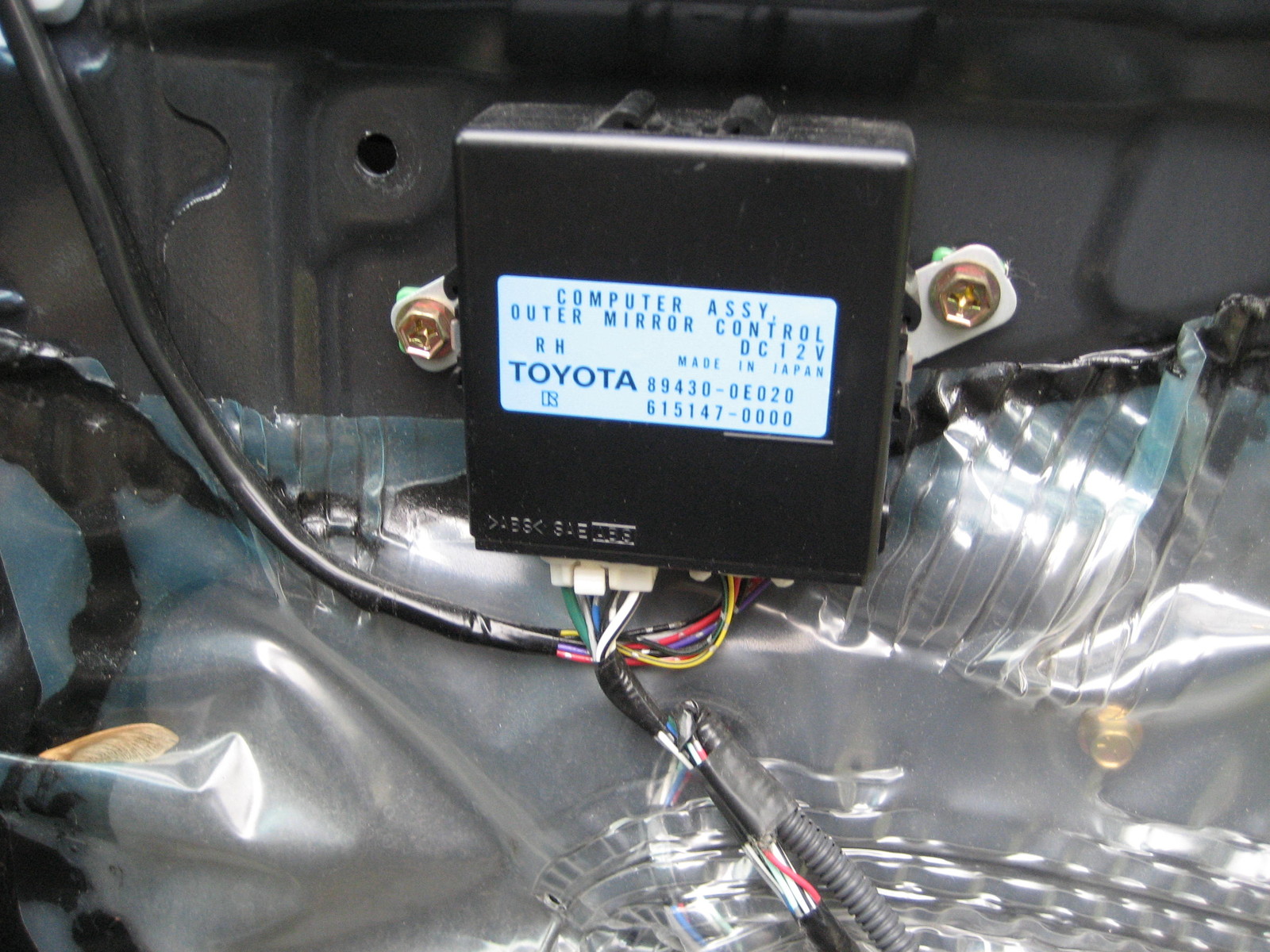 LEXUS Rx330 MIRROR CONTROL 89430-0E020 RIGHT 04 05 06 OEM