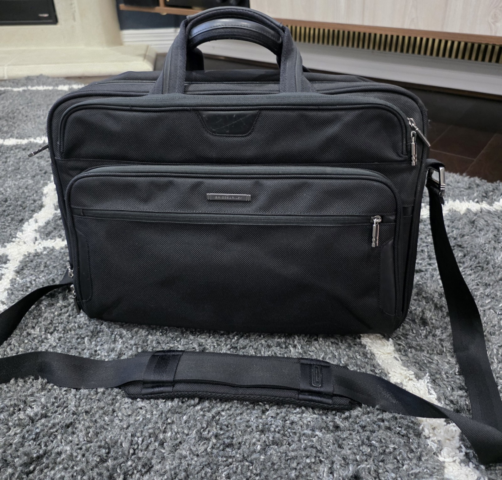 Briggs & Riley Medium Expandable Briefcase Work Laptop Messenger Bag KB207X-4