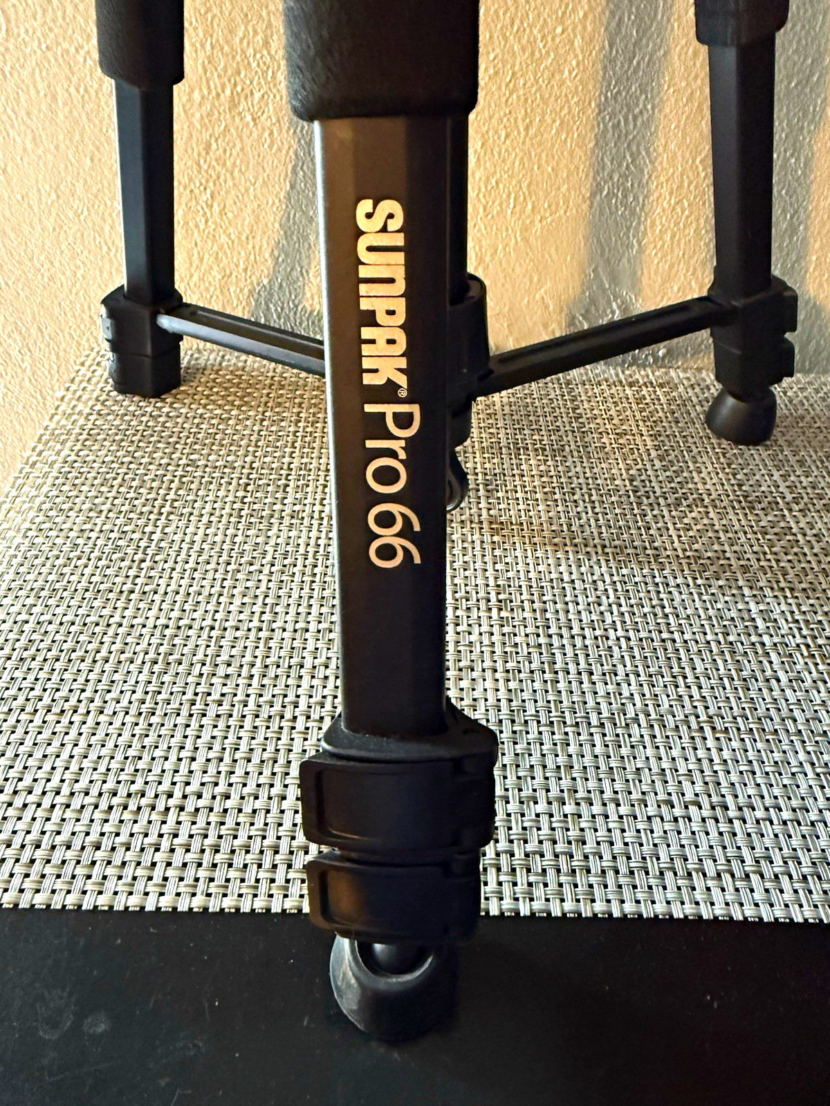 Sunpak Pro 66 Camera Tripod Pan/Tilt Head Pan Handle Bubble Level