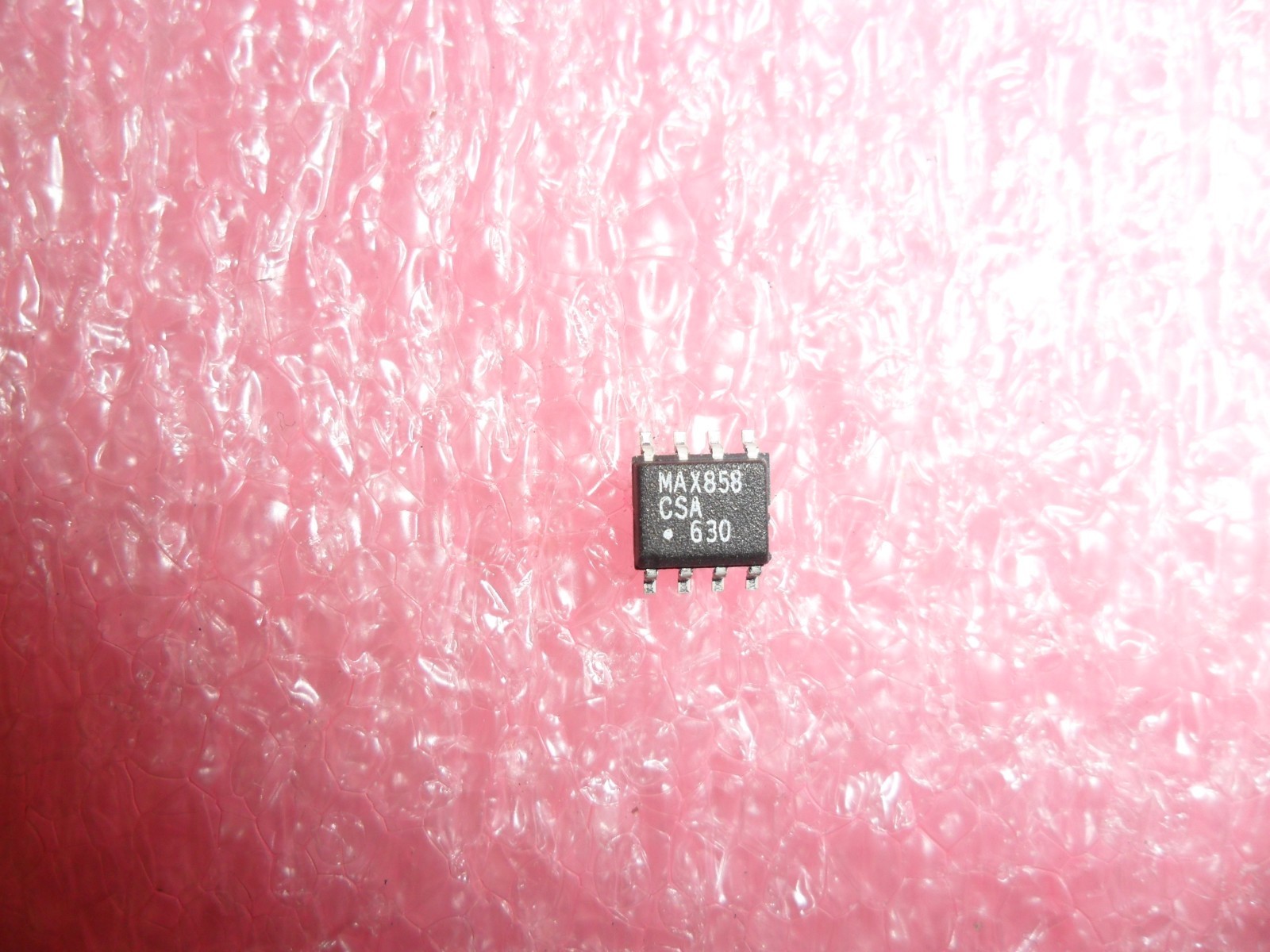 MAX858CSA CONVERTER DC-DC SINGLE STEP UP 3.3/5V ADJ MAXIM (LOT OF 1)