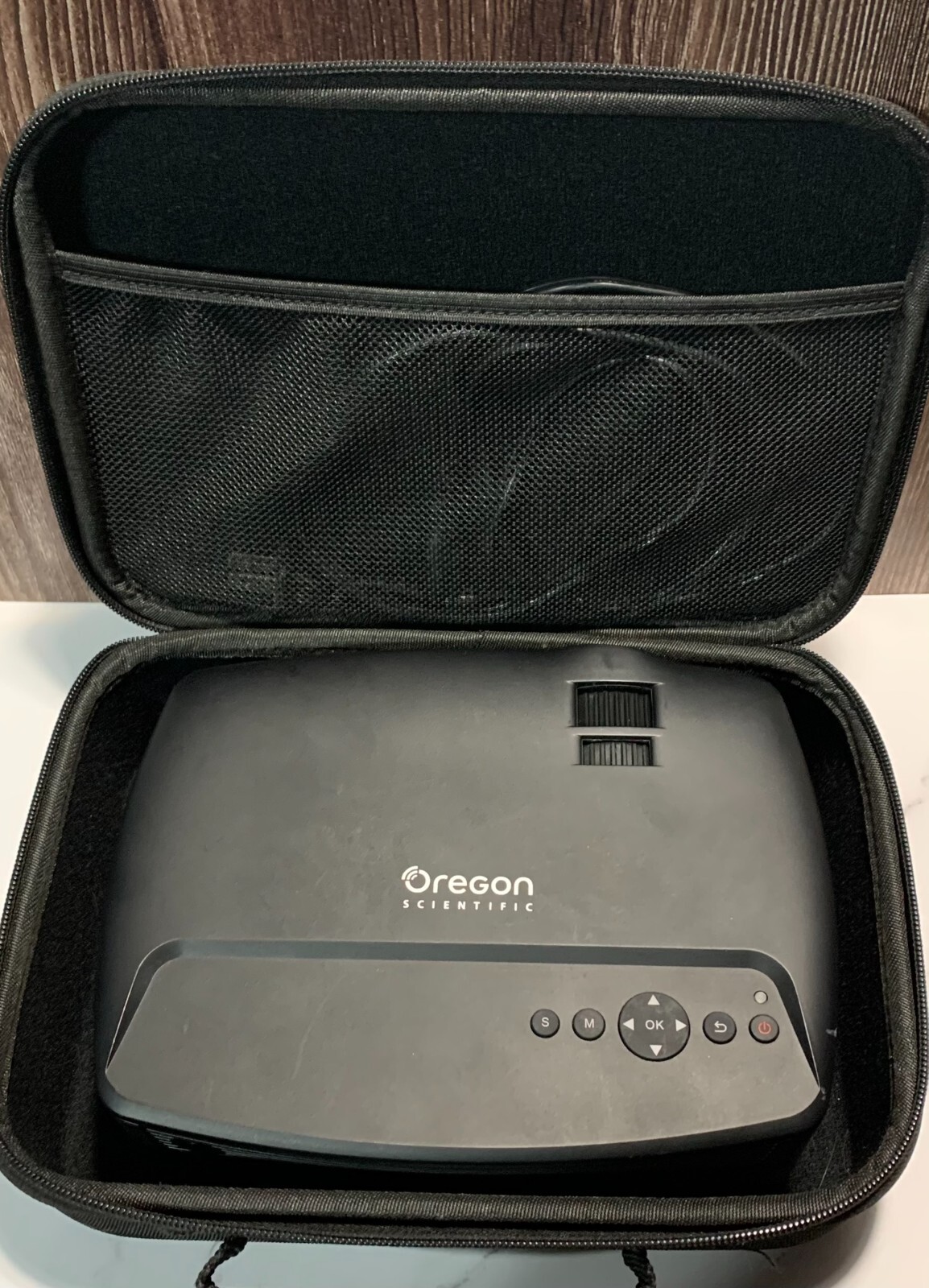 Oregon Scientific "GP13" Full 1080p HD Mini Projector (Used-Working/Tested!)