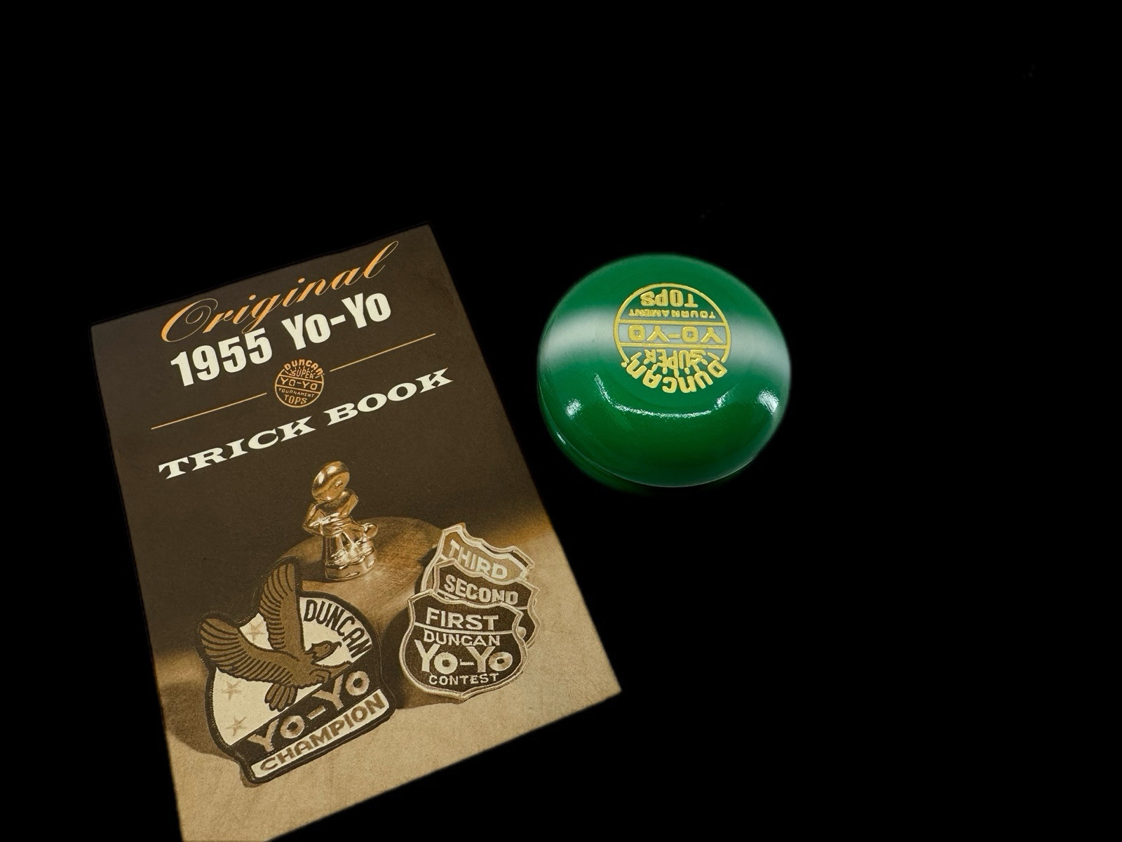 Vintage Duncan 1955 Super Tournament Yo-Yo Reproduction w/ Trick Book – Green