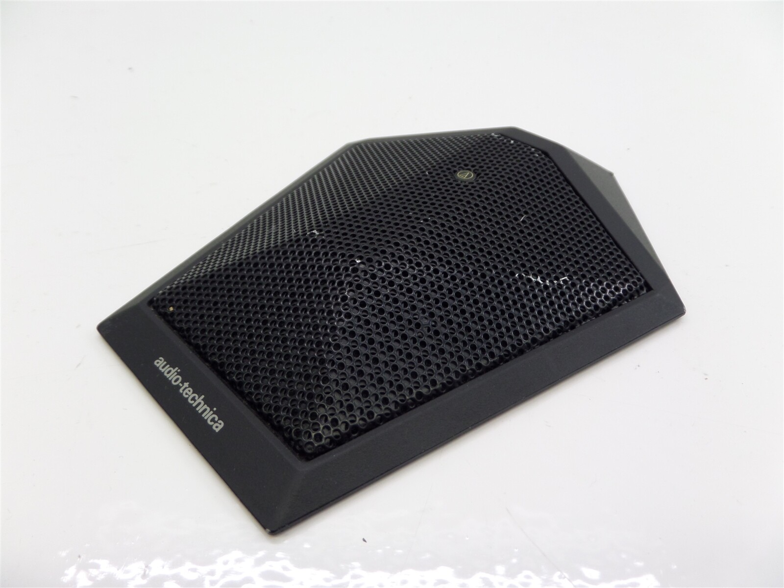 Audio-Technica AT871R UniPlate Unidirectional Condenser Boundary Microphone