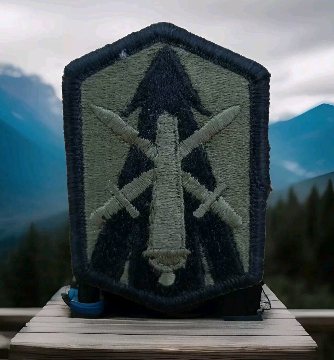 Army Single Patch, 214th Field Artillery, Merrowed Type Edge, Iron-On Backing