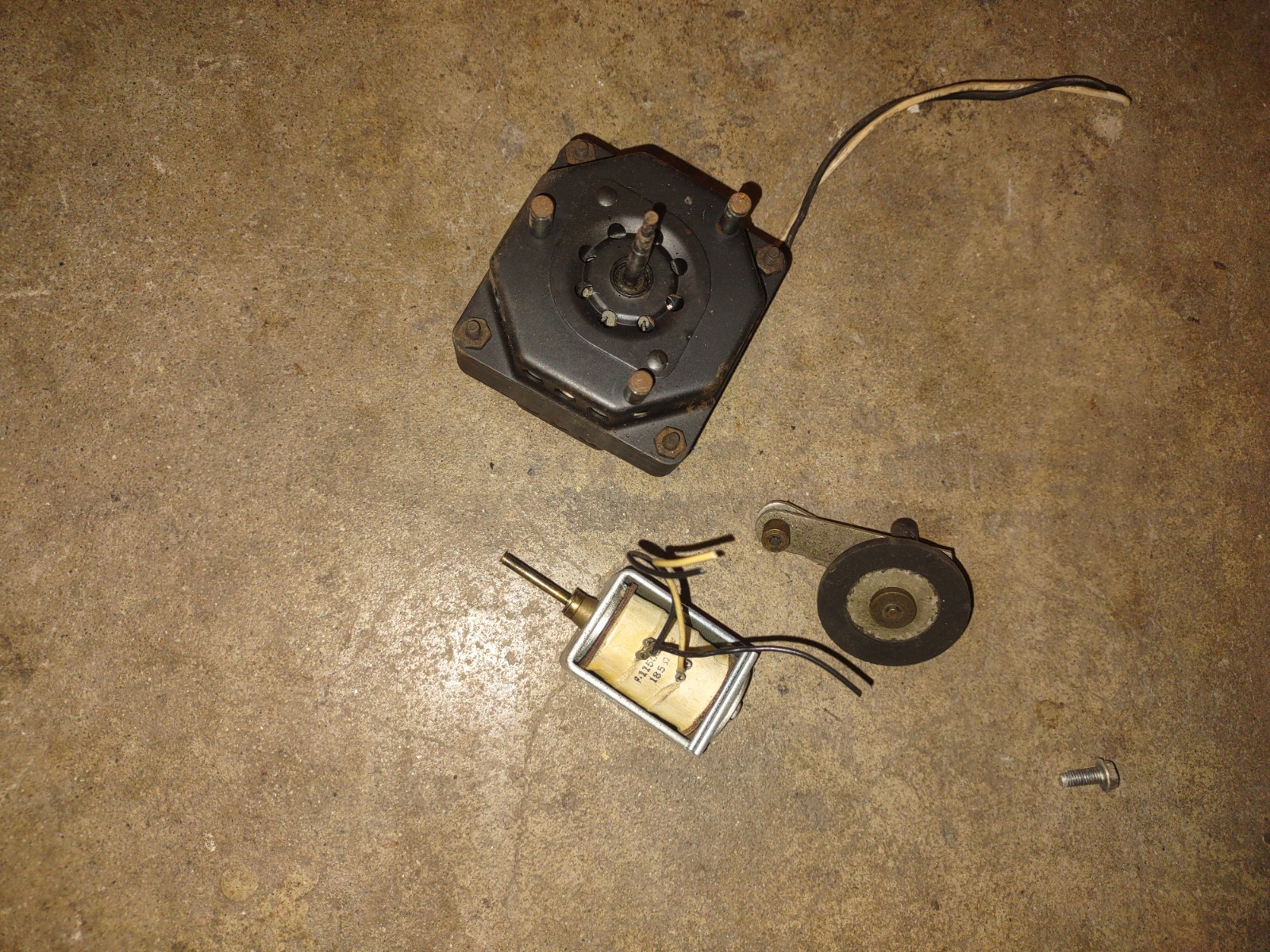 rowe mm5 jukebox arcade record player mech part #313