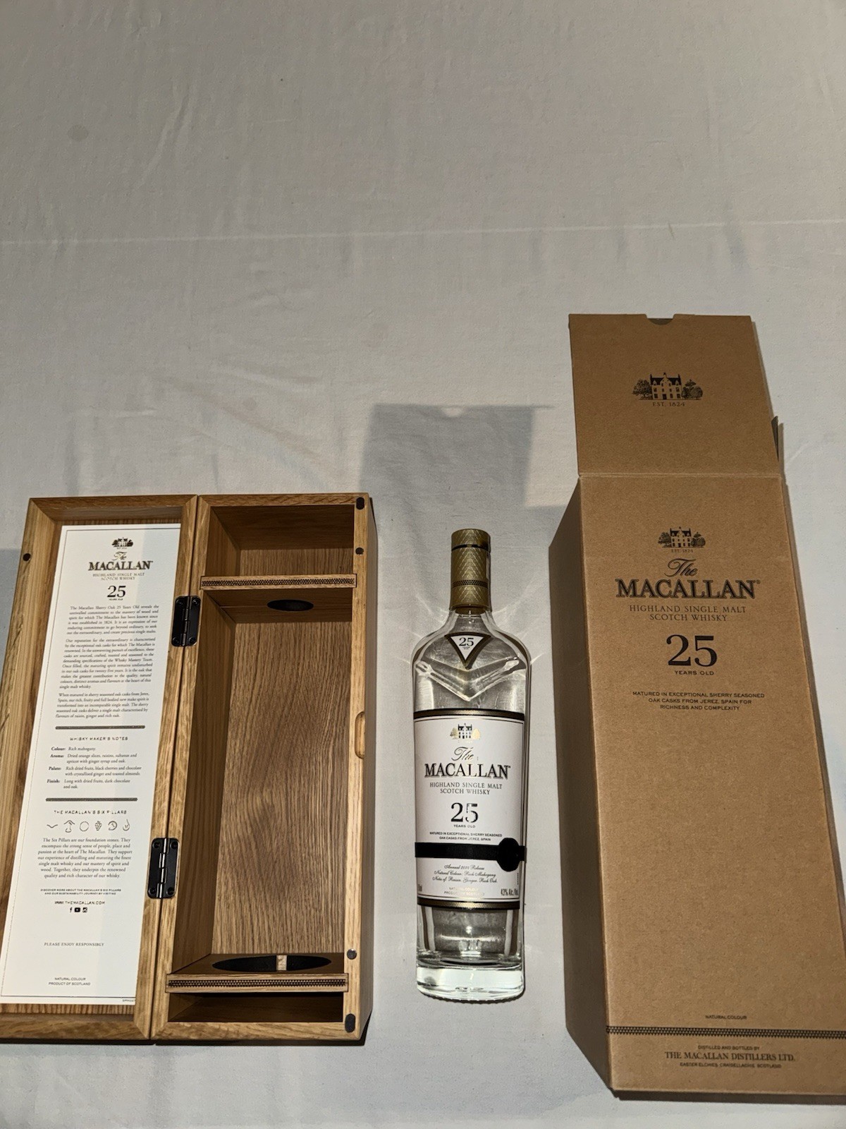 Macallan 25 Year Old Sherry Oak Single Malt Empty Whisky Bottle with Wooden Box