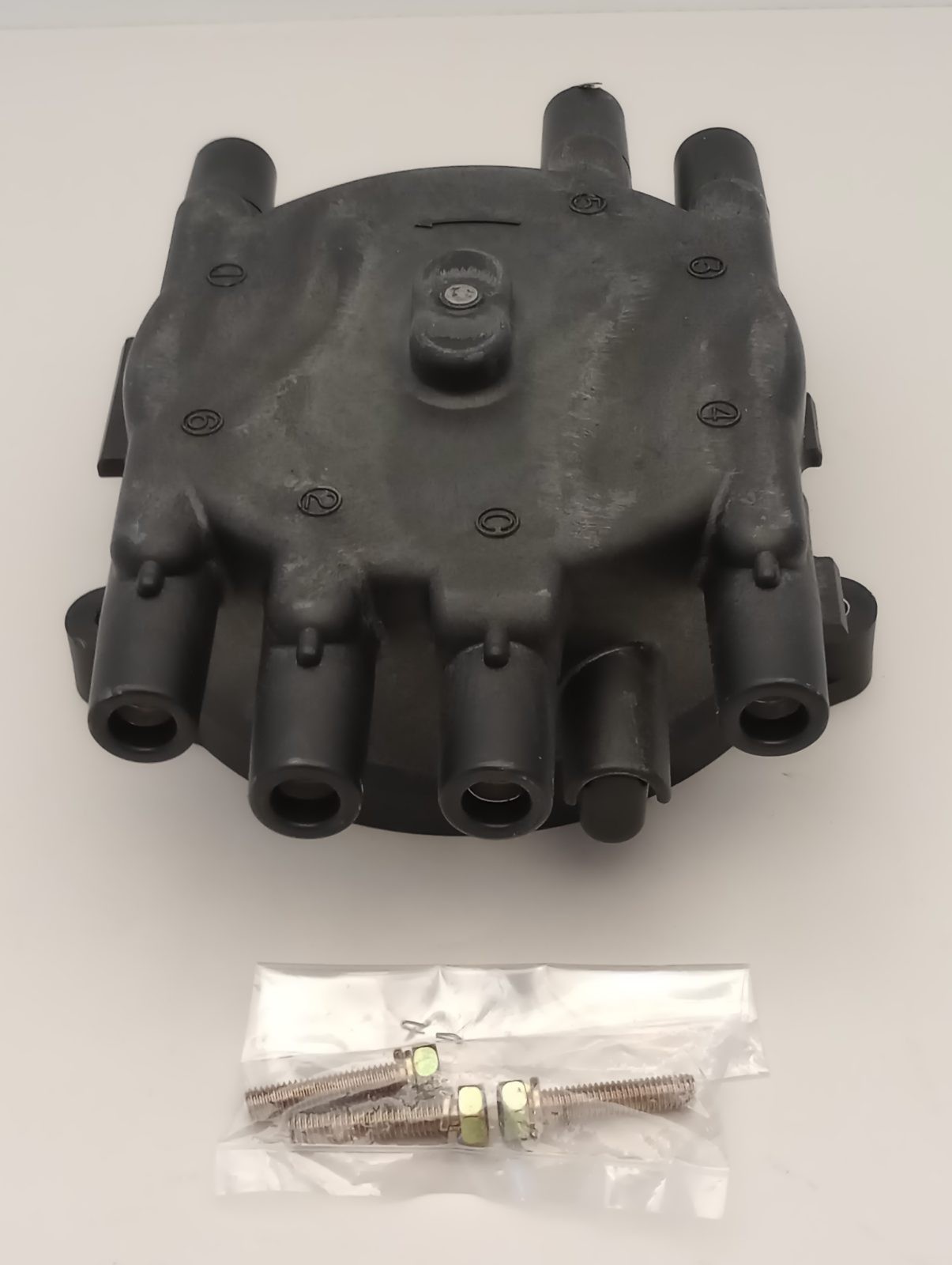 WVE 5D1252 Distributor Cap JH171 E358A 1746958 2216285E00