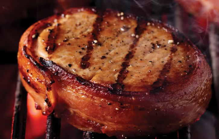 (24) 6 Ounce Bacon Wrapped Pork Chops