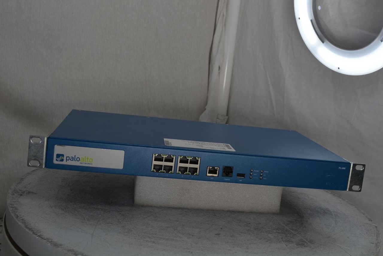 PALO ALTO pa-500 750-000094-00x Firewall Security Appliance SEE NOTES