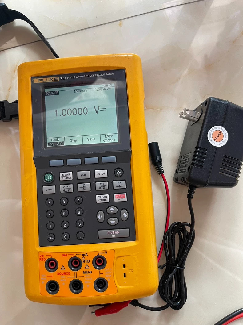 SHIP FedEx Used Test Fluke 744 Documenting Multifunction Process Calibrator