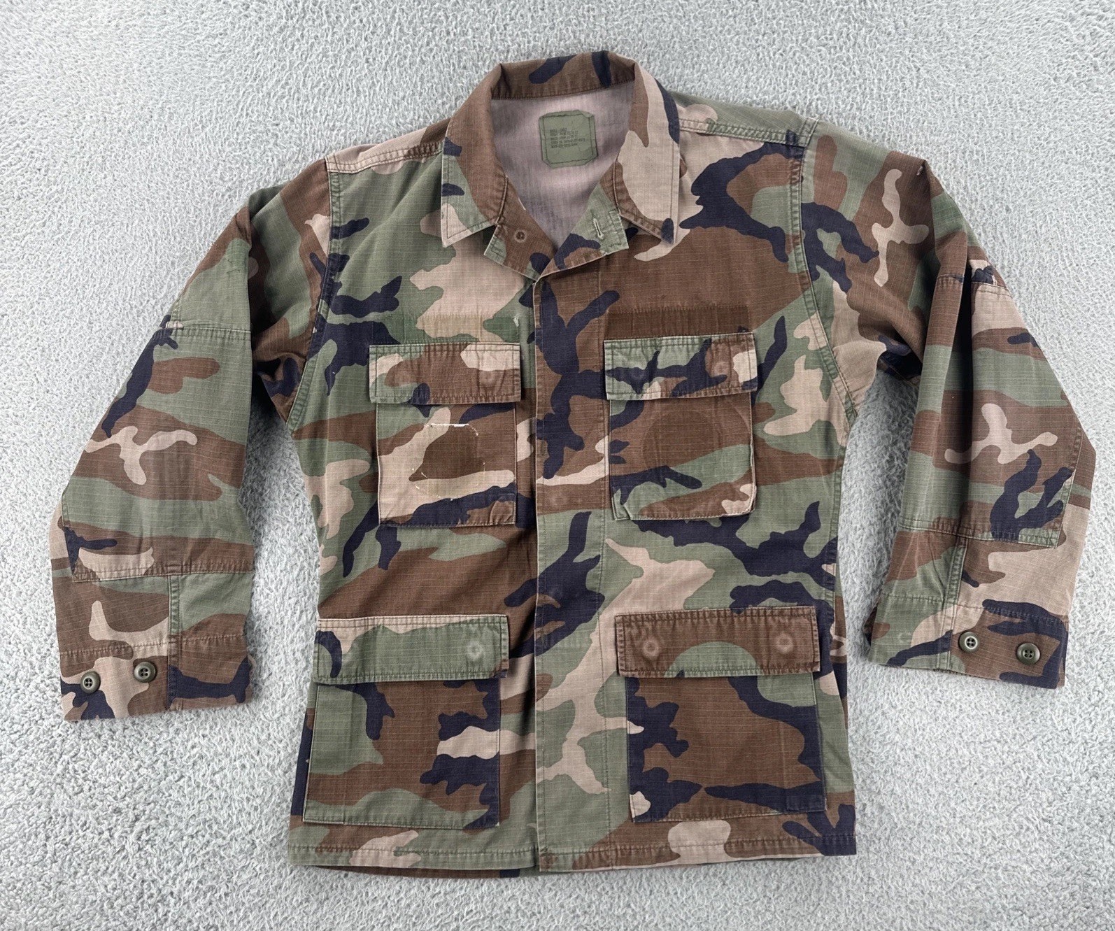 U.S. Army Adult Small Short Woodland Camouflage Button Up Military Field Jacket