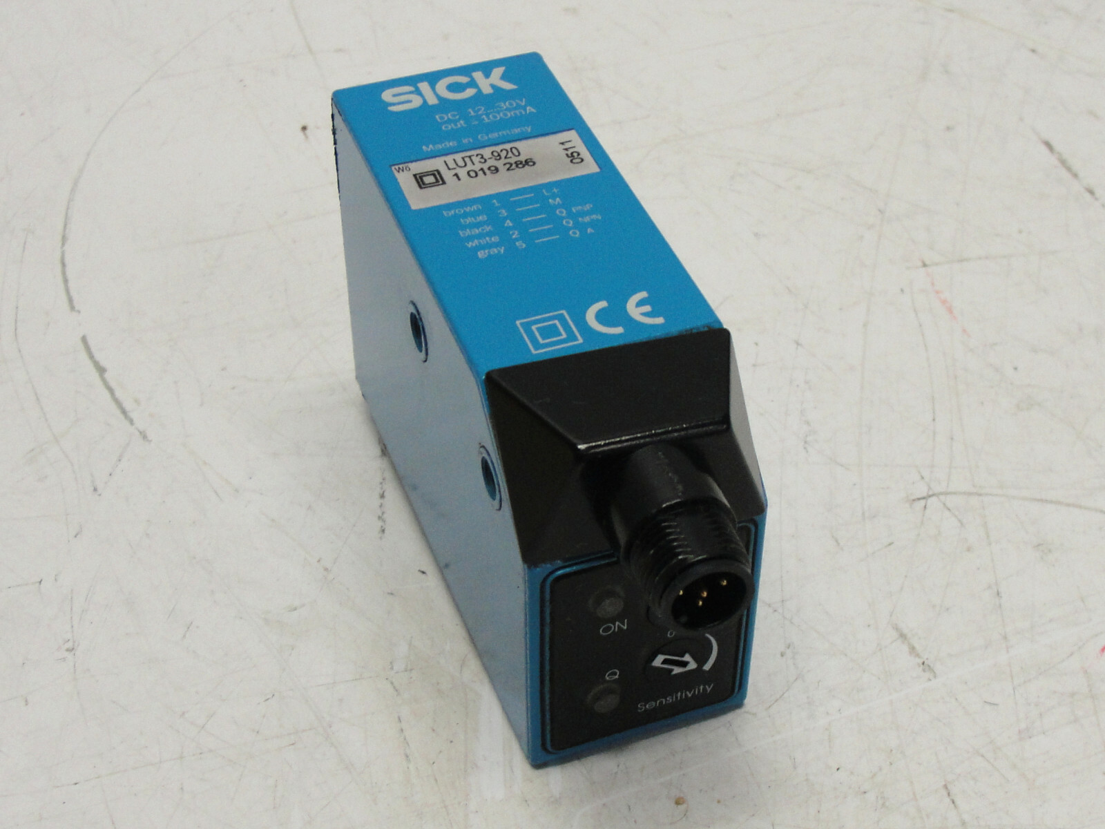 Sick LUT3-920 Luminescence Sensor Used