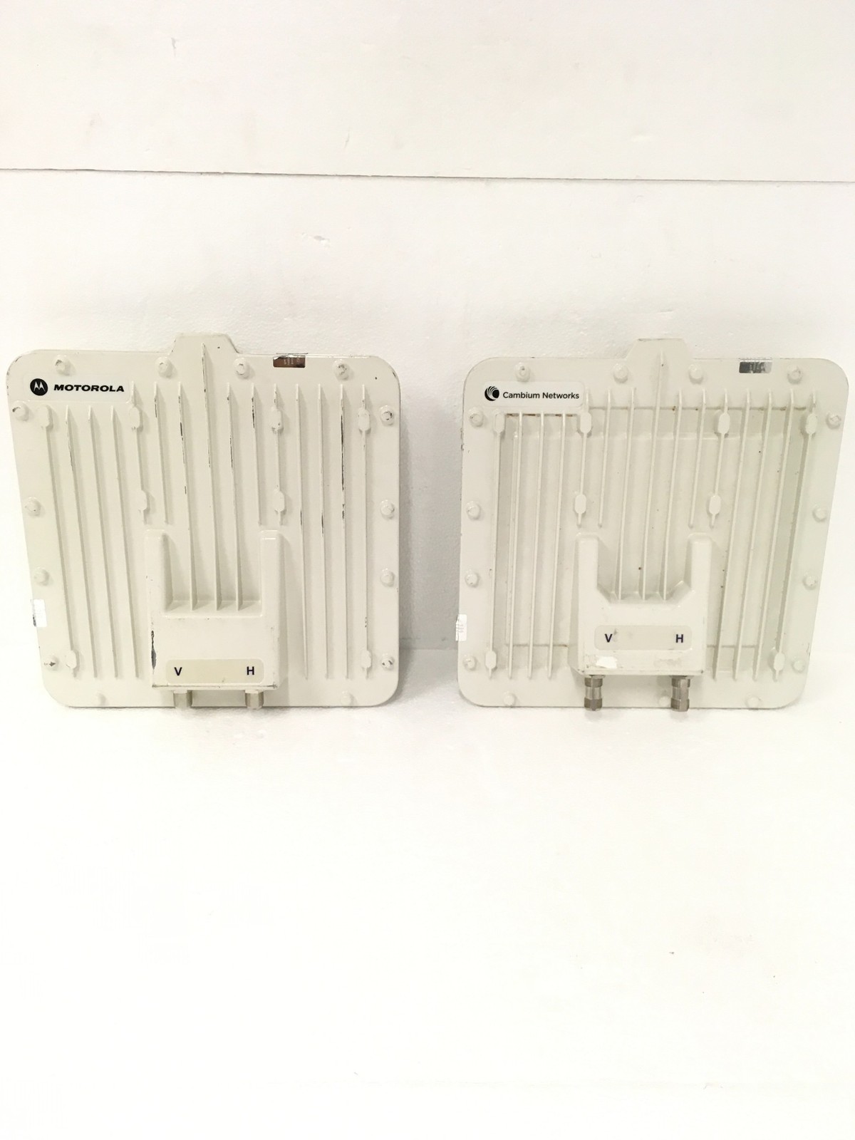 Lot of 2 Motorola Cambium WB3222 PTP 49600 / 5730BH20BB ODU FREE SHIPPING
