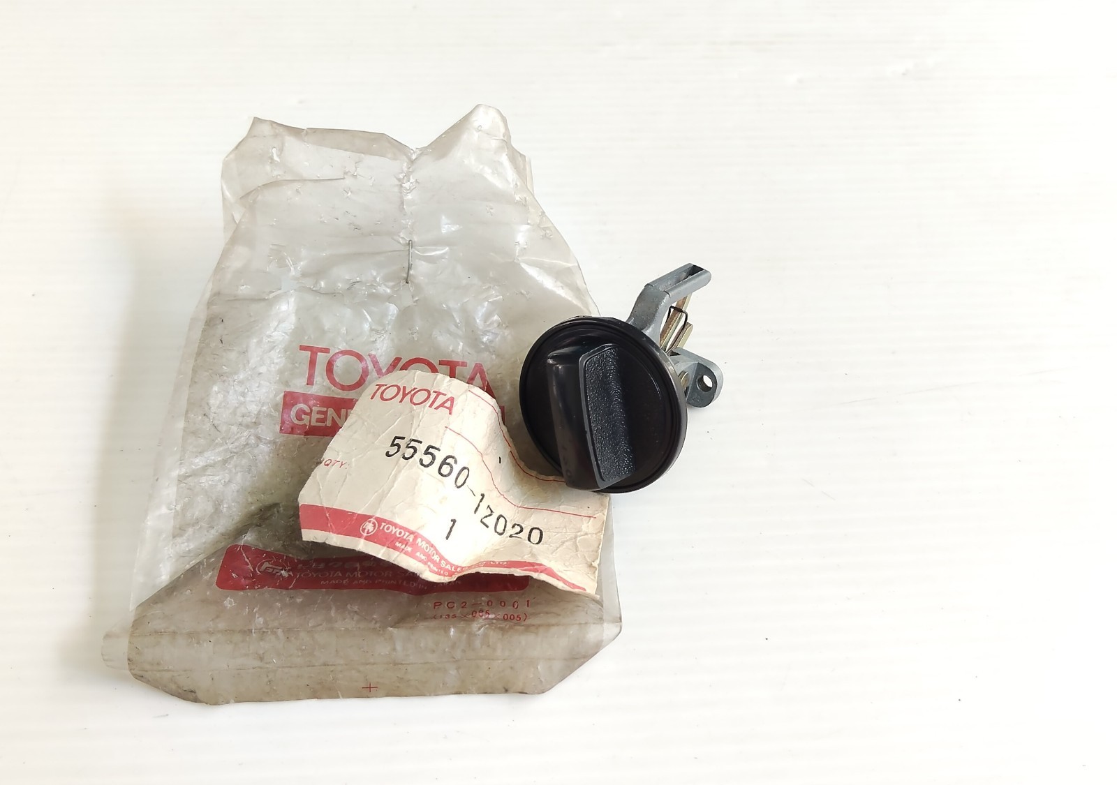 Nos/Japan Glove Box Lock For TOYOTA KP60 AL10 KE30 RT130 FJ40 FJ60 RK110