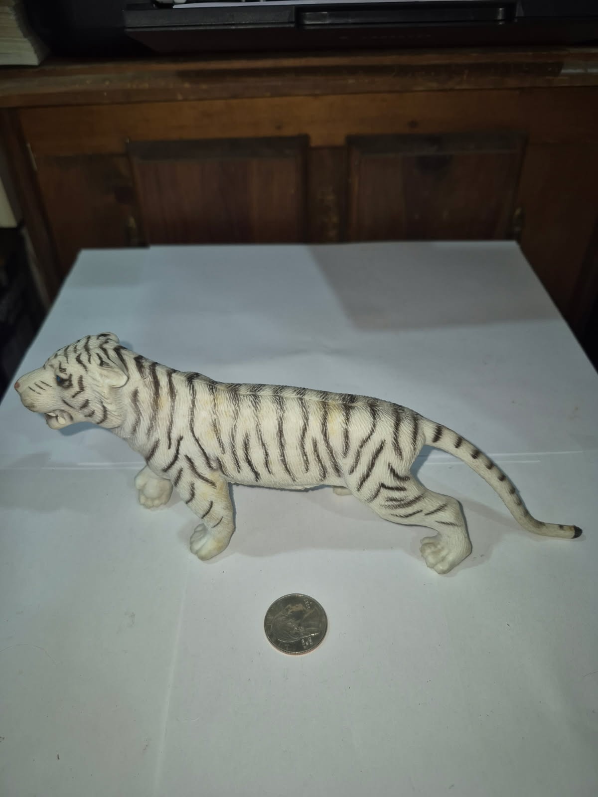 Vintage AAA Painted White Siberian Tiger Big Cat Figure Collectible Animal TT5