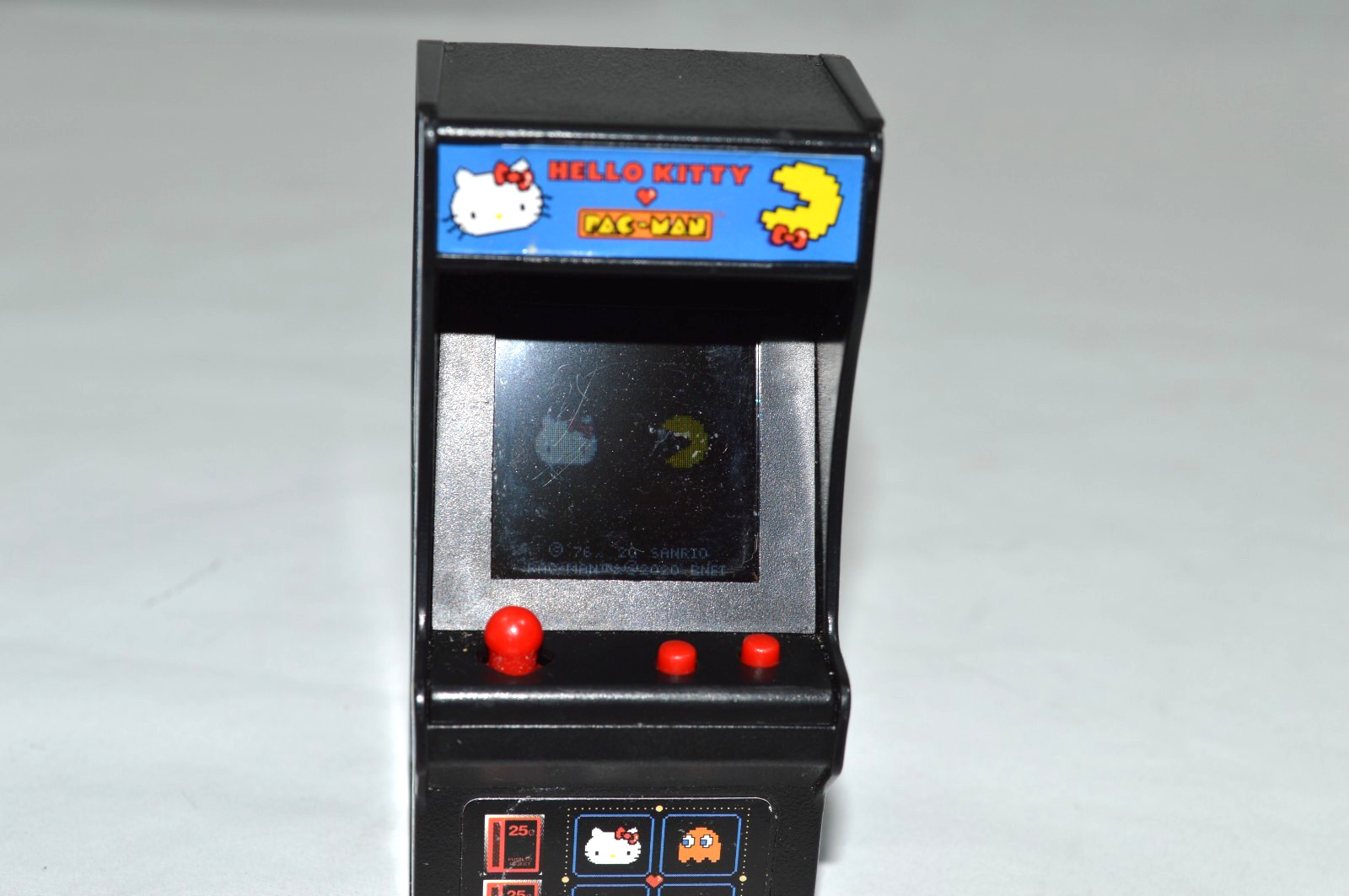 Super Impulse Tiny Arcade Hello Kitty x Pac Man Keychain *RARE - WORKS!*