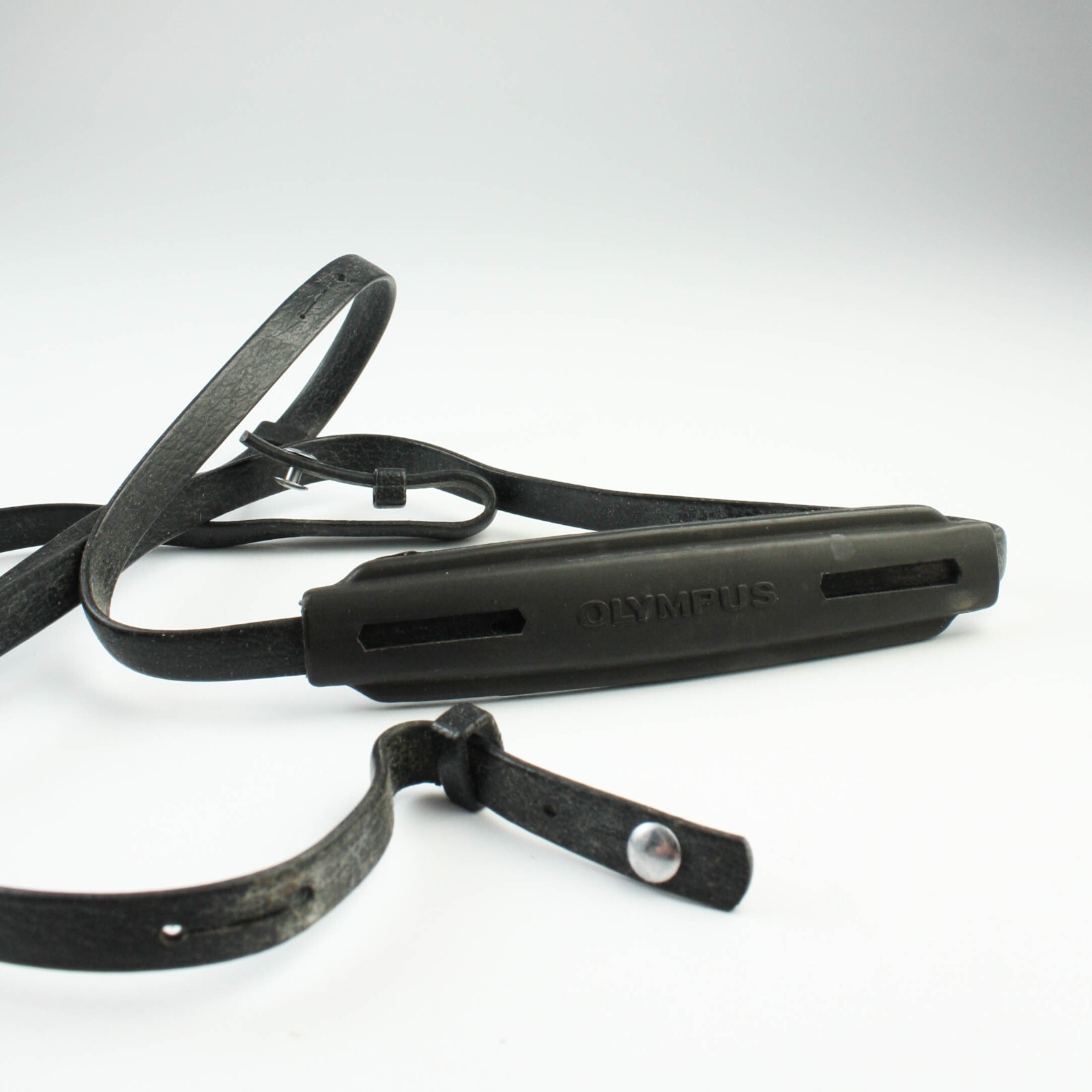 Olympus OM - 1cm Wide Black - w/Rubber Neck Pad - Vinyl Camera Strap - Vintage