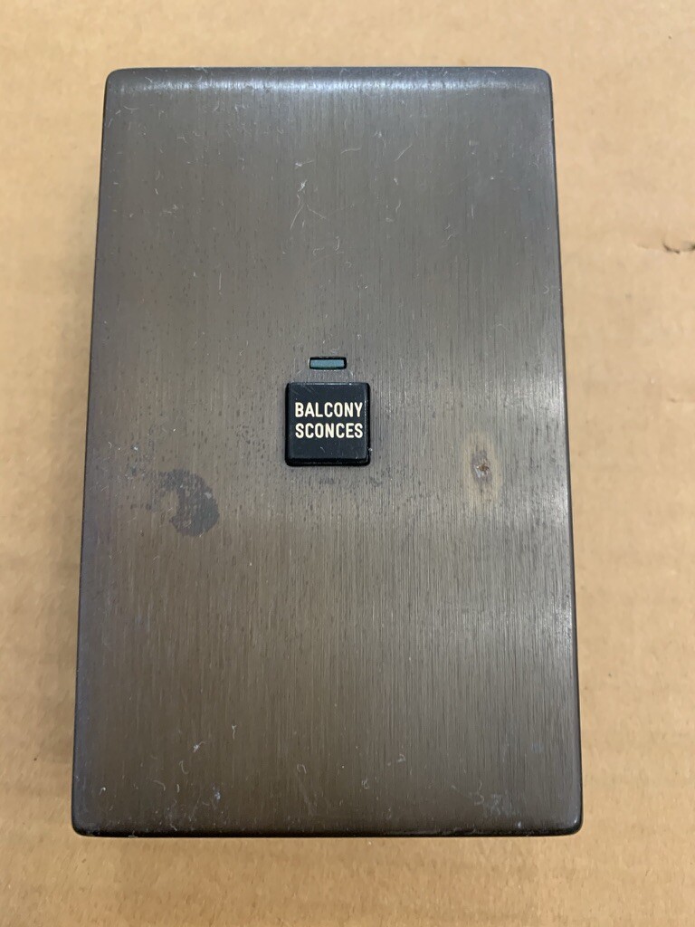 B13 Savant LiteTouch Control Station 1 Button Keypad used but working bronze