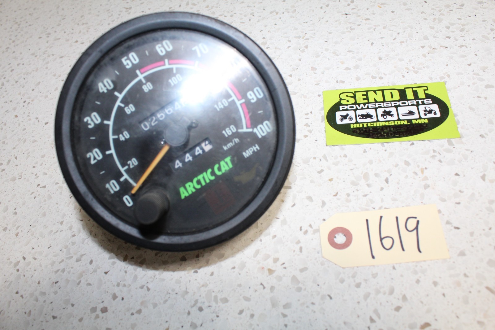 88	98-00 Arctic Cat Z 440 500 600	Speedometer 2564 Miles	0620-209