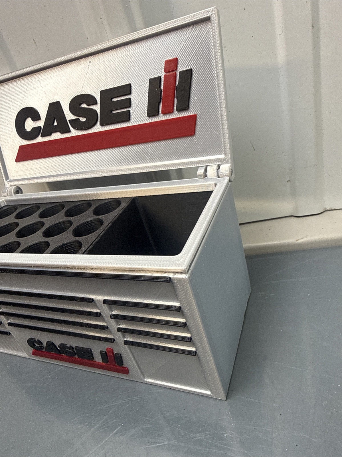 Case IH Tool Box Pen Holder Garage Desk Organizer Man Cave Decor International