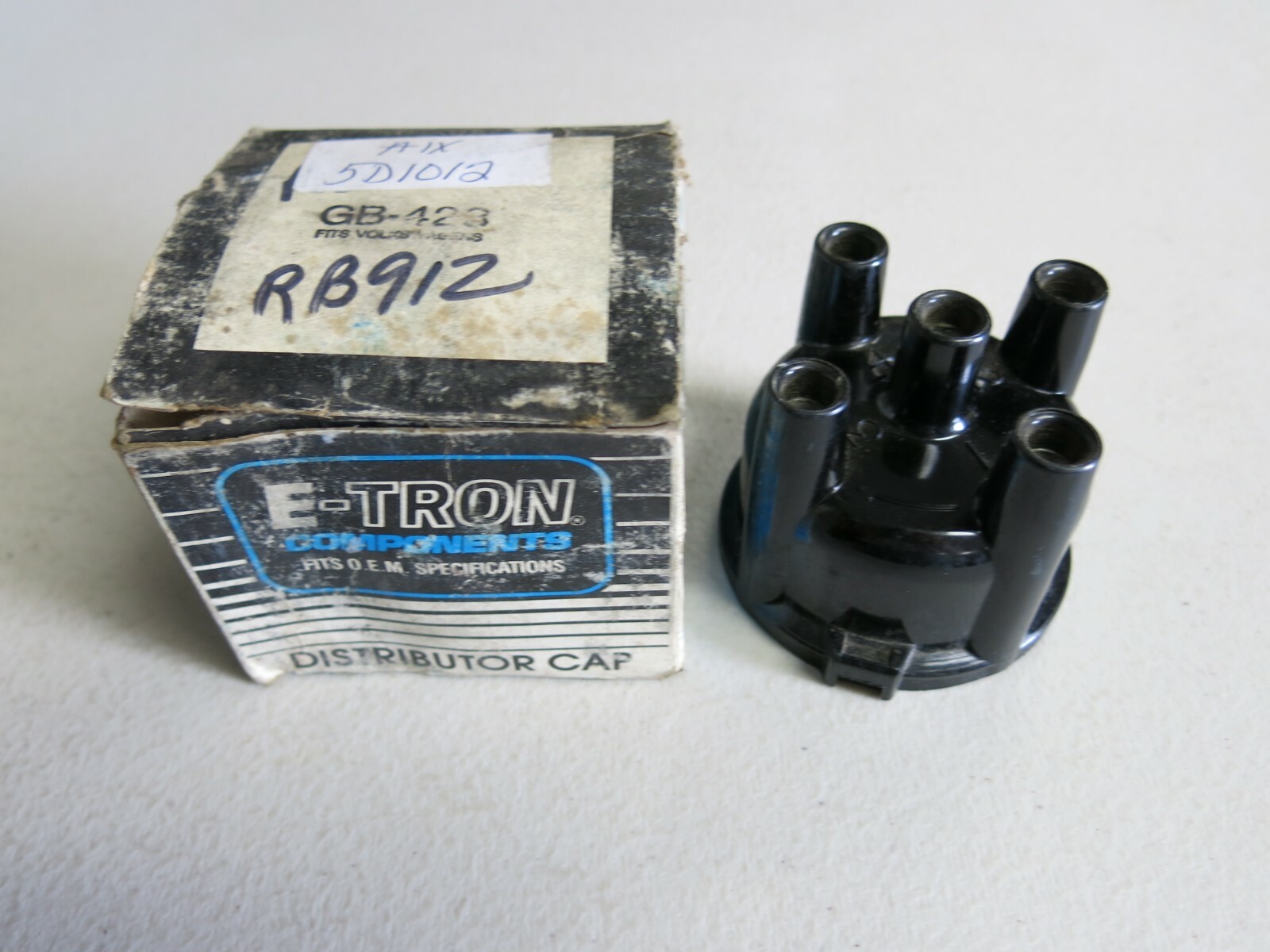 Distributor Cap ETRON GB-423 (AMC/Porsche/Audi/Volks/Volvo/Saab 1967-81)