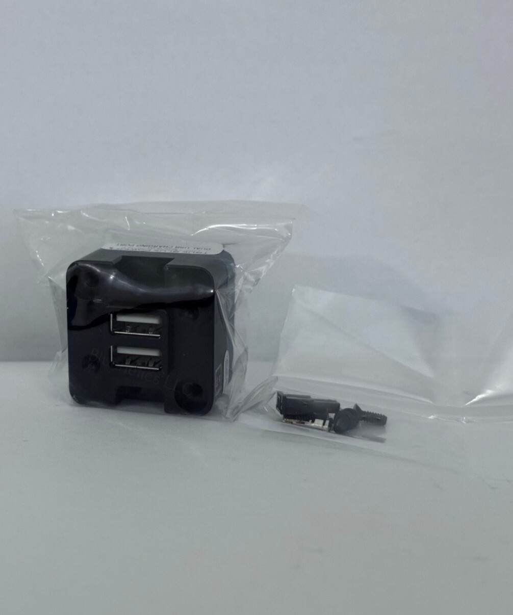 Mid-Continent Dual USB Charging Port TA102 Lighted Brand New Warranty