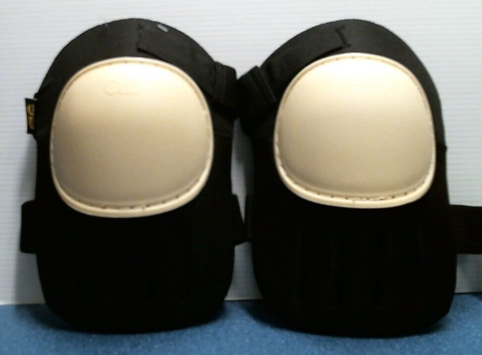 CLC Black Knee Pads (01230) FS