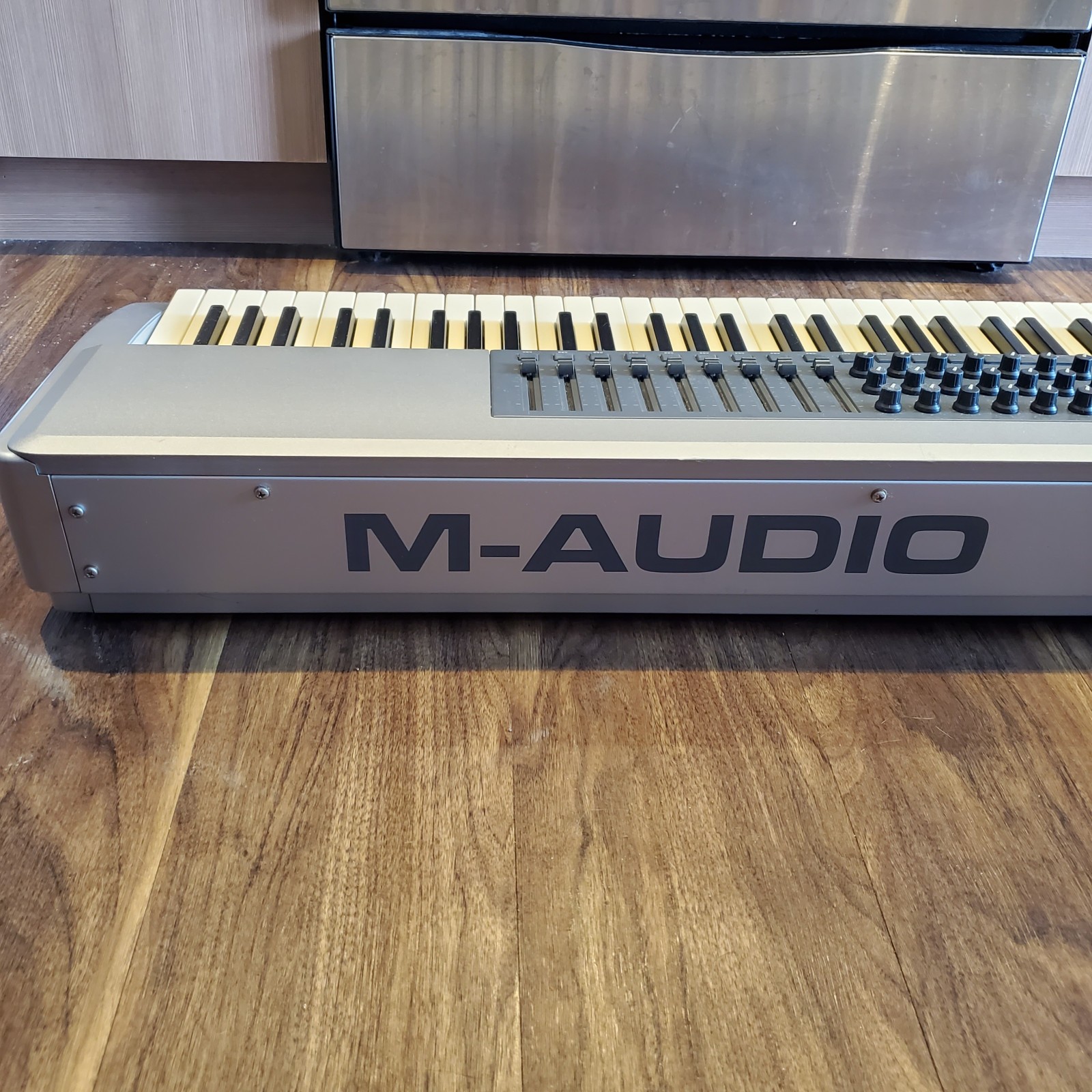 M-Audio Keystation Pro 88 Portable USB MIDI Controller - USED - TESTED - (READ)