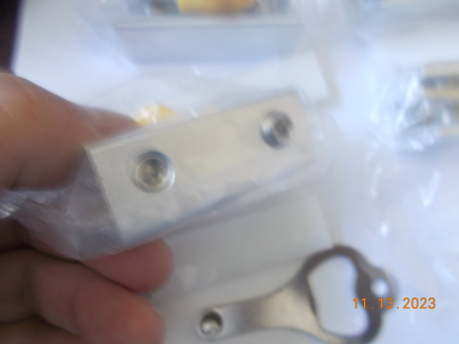 4 New Sliding Window Locks, no instructions