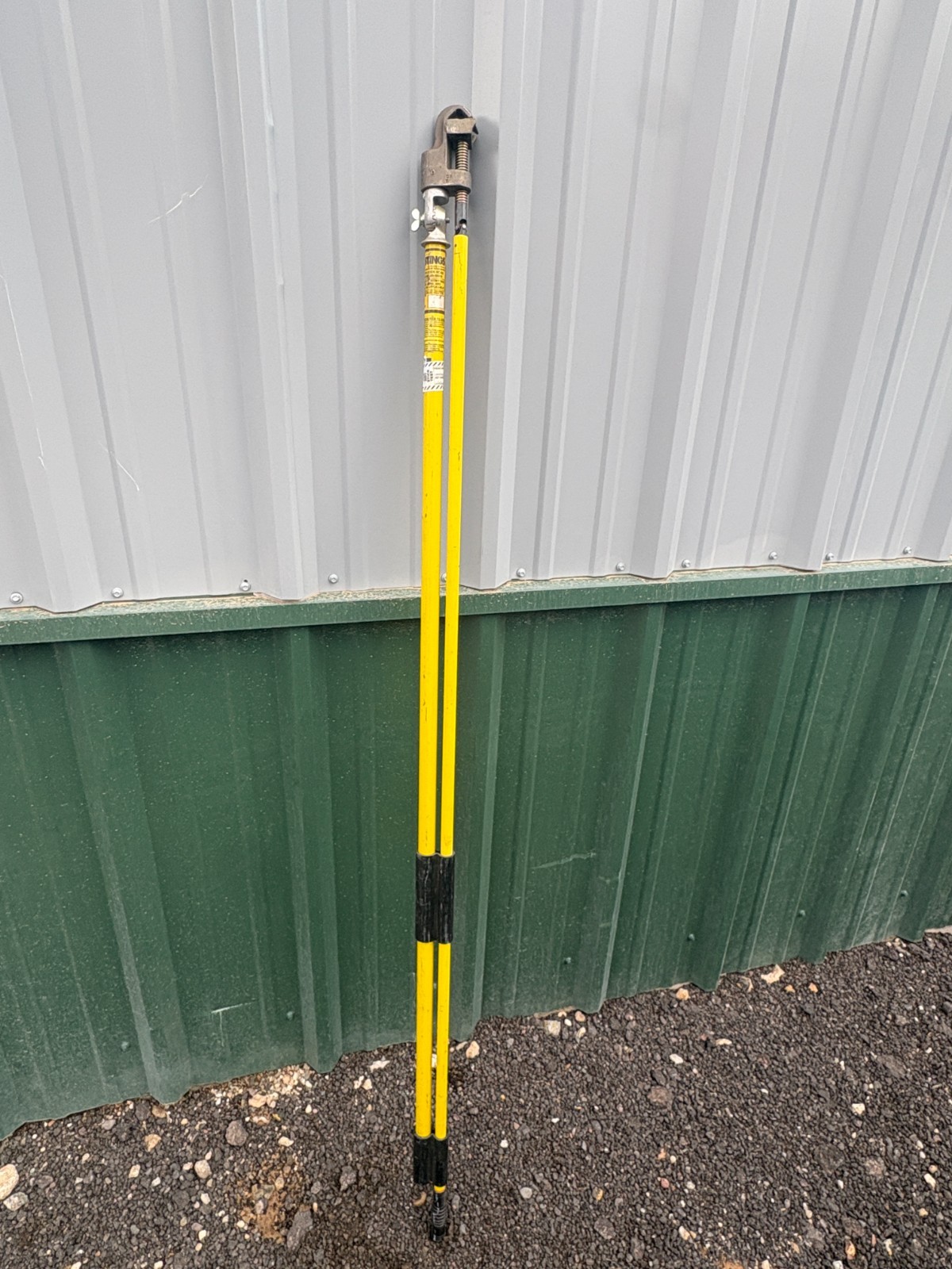 Hastings 4604 TEL-O-POLE Fiberglass Hot Stick Swivel Ridgid Holding Tool 6'
