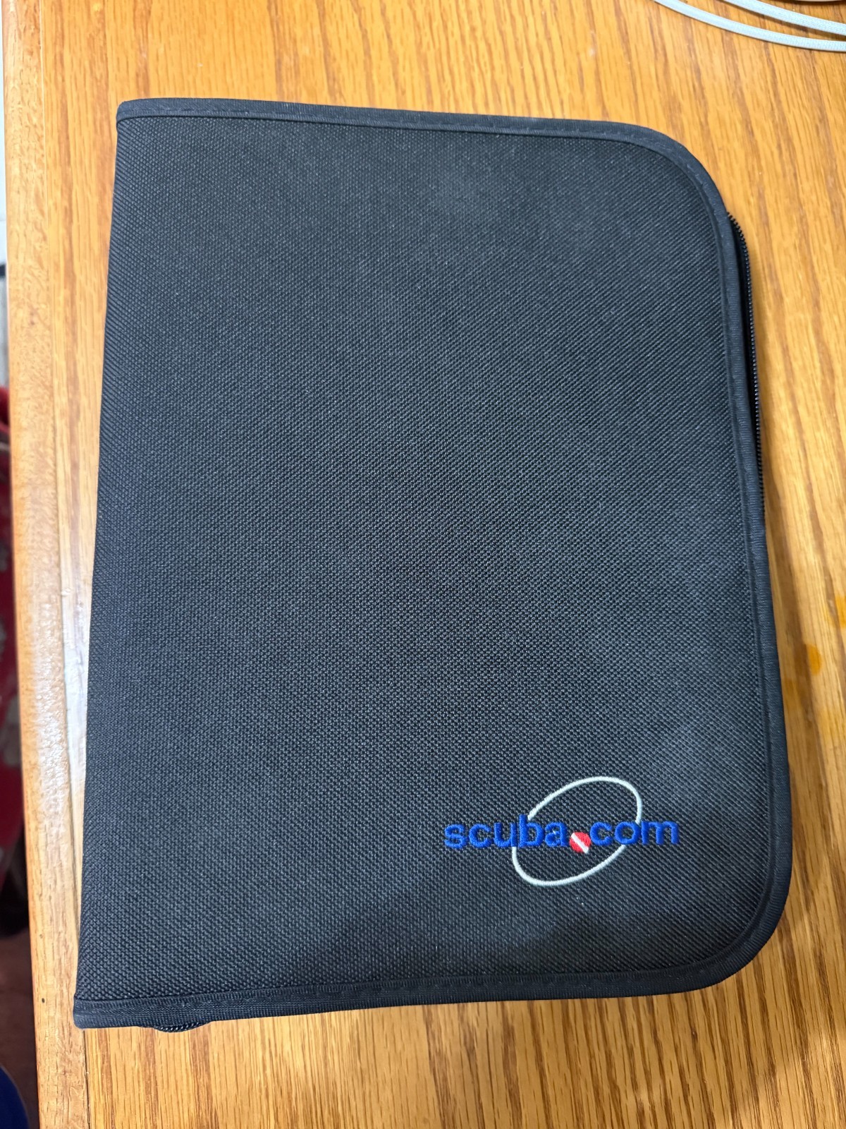 Deluxe Scuba Diving 3-Ring Log Book Binder - Zippered Travel Case