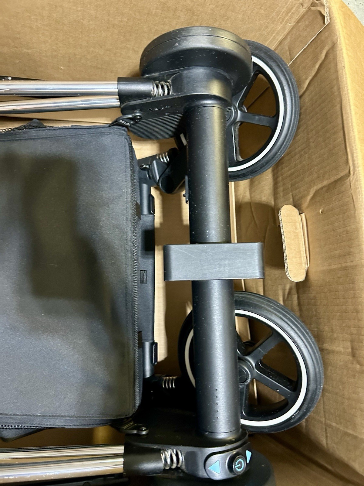 NEW Cybex E-PRIAM Electric Stroller Beige Silver Frame with Battery & Charger