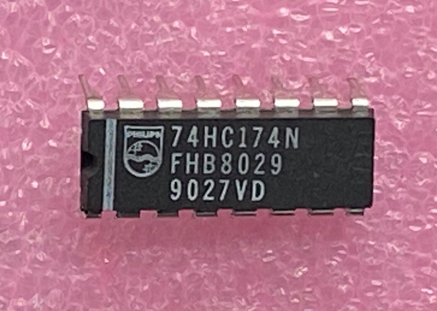 Philips 74HC174N hex-D type Flip-flop positive edge Integrated Circuit