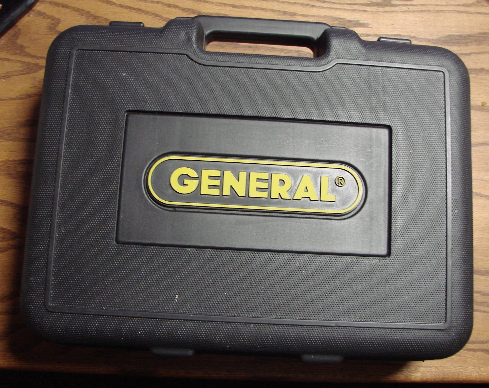 General model DCS355 Borescope Video Inspection Camera 3.5" Screen & 5.5mm Probe