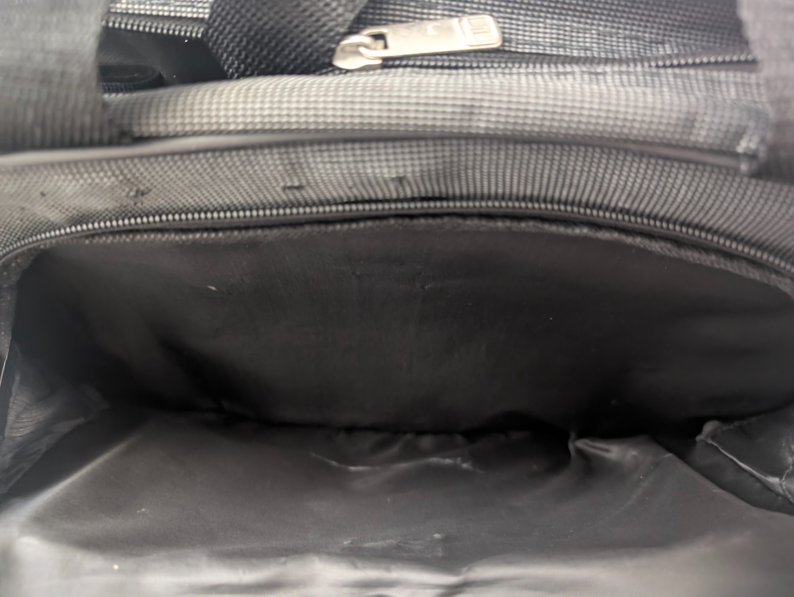 TAG Laptop Messenger Shoulder Bag Gray Black