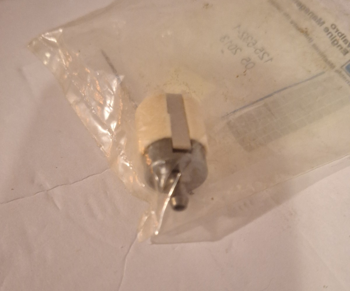 Walbro Fuel Filter 615-910