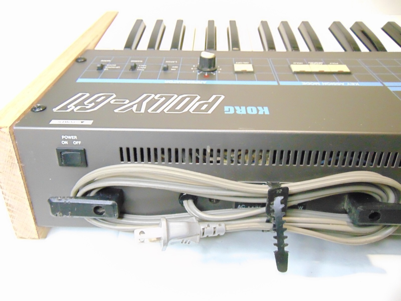 Working KORG POLY-61 Vintage 1980's Synthesizer Keyboard