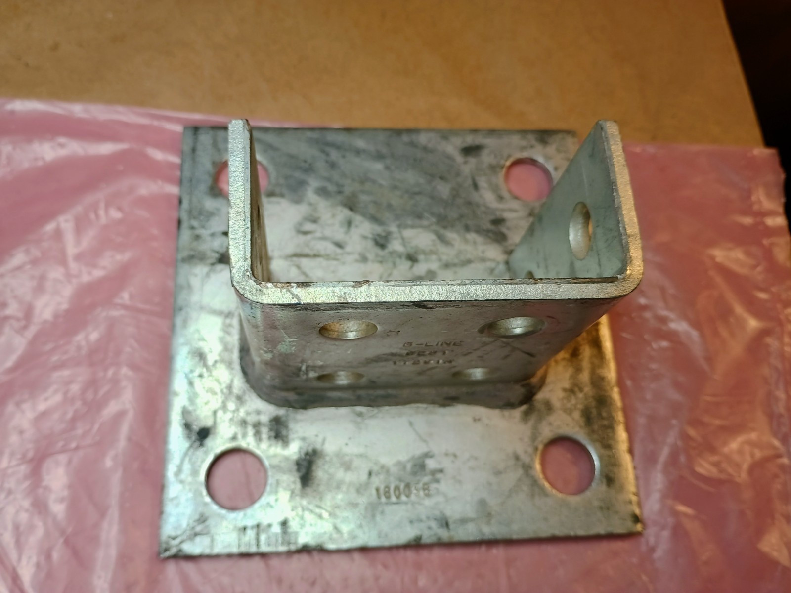 Eaton B-Line B281 Square Post Base Zinc Plated - Fast Ship