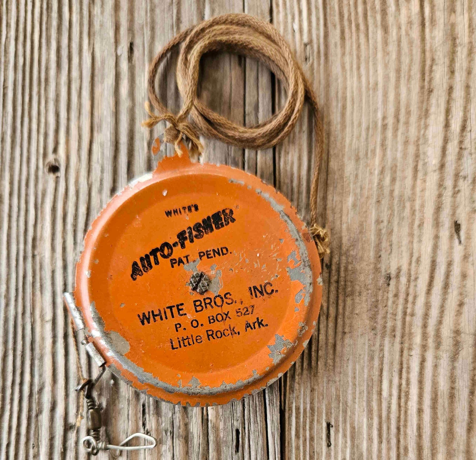 Vintage Whites Auto Fisher Metal Fishing Reel Fly Fishing Little Rock AR. -RARE-