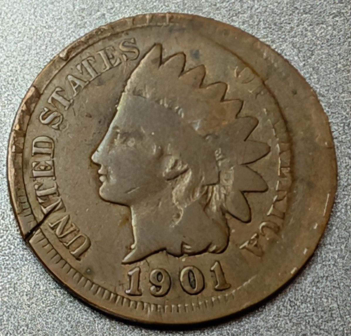 1901 1C Indian Head Penny Philadelphia Coin with 15 % Off Center Error