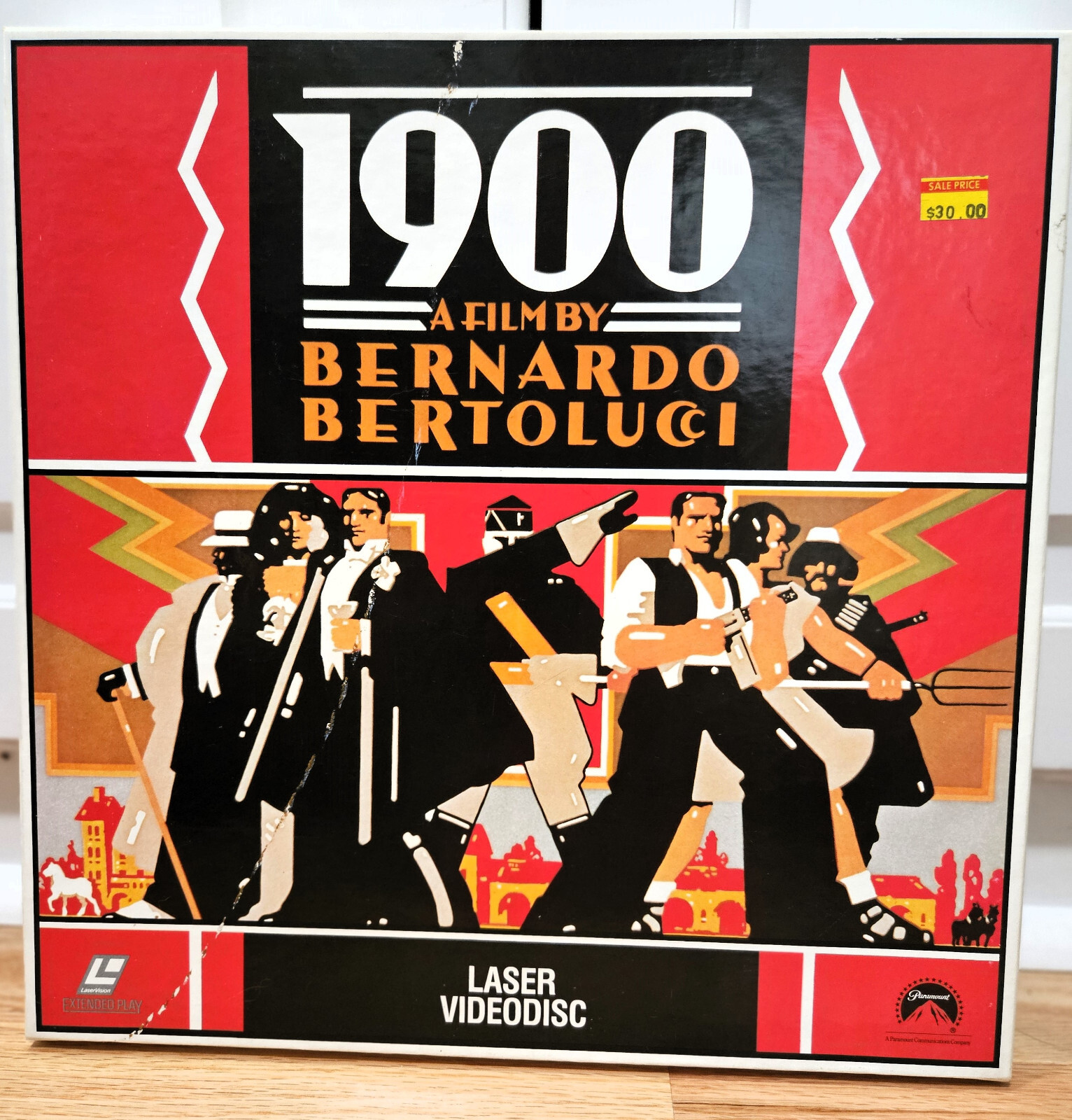 1900 A FILM BY BERNARDO BERTOLUCI  - BOX SET - LaserDisc - 3 DISCS ROBERT DENIRO