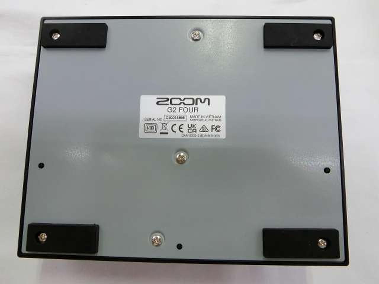 ZOOM G2 FOUR MULTI-EFFECTOR 481104