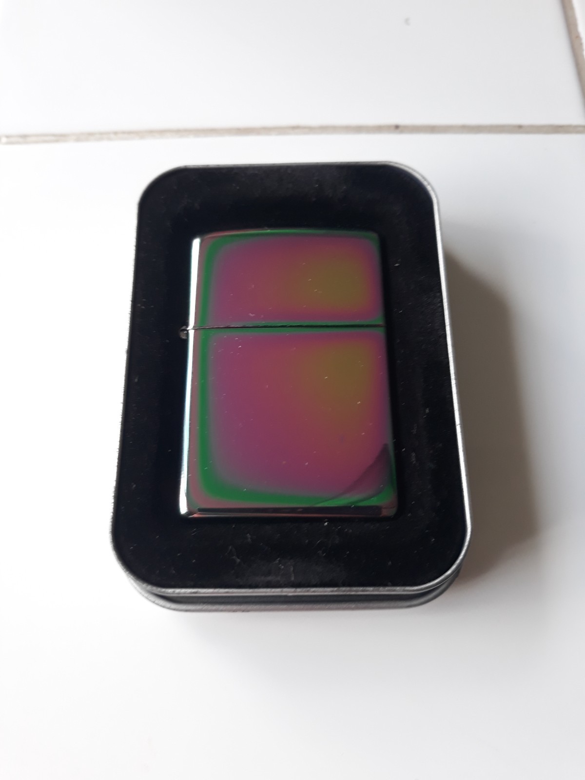 Zippo ZP151 Spectrum Lighter mfg Jan 2003 intage with metal case. NEW